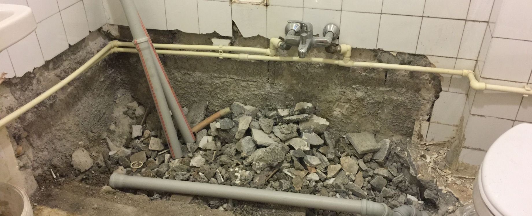 bathroom fitter near me N10 3HN
